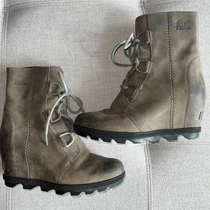 Sorel Women’s Joan of Arctic Wedge Bootie